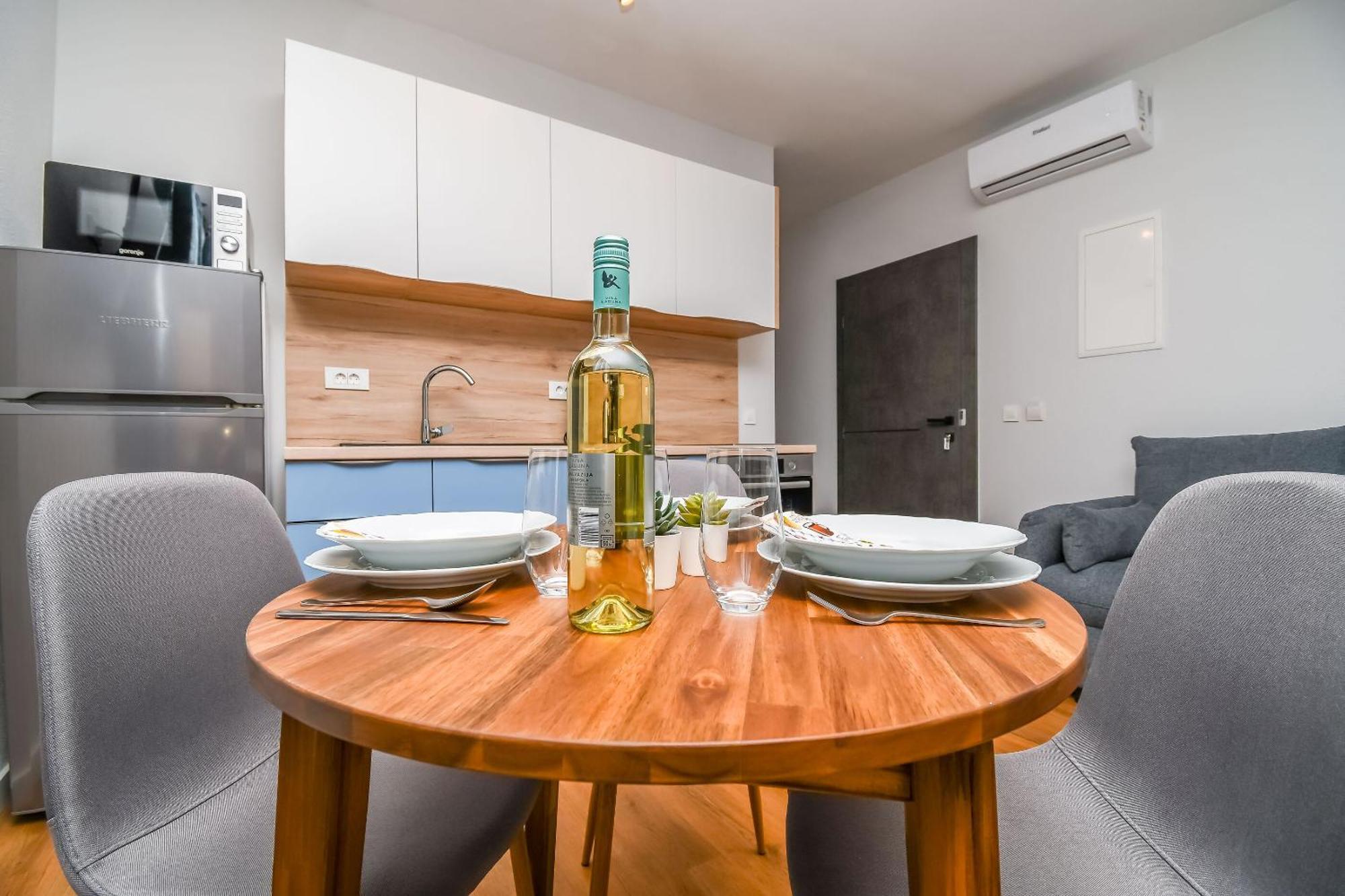 Neli Apartmán
